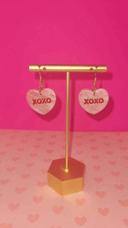 Pink earring variant with flash